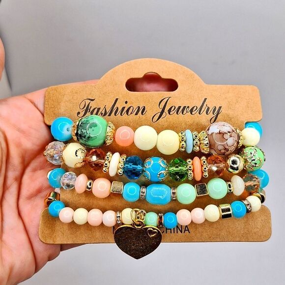 Pink and blue heart Charm bracelet Beaded accessory stone keepsake - Picture 2 of 5